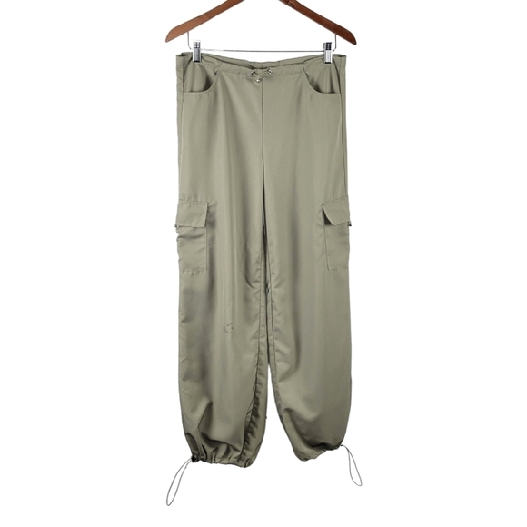 Edikted Asha Low Rise Nylon Cargo Parachute Pants Women's Size XS Light Green - Picture 4 of 13